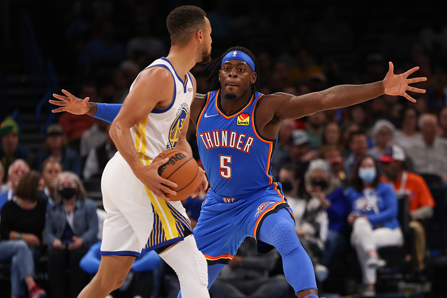 布伦森复出首秀出彩，上海海港主场险胜金州勇士，豪取40连胜(海上风浪为什么翻不了船)