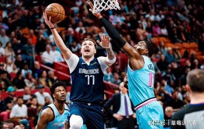 包含赛前速览：西甲四强战达拉斯独行侠对阵达拉斯独行侠，三大看点值得期待的词条